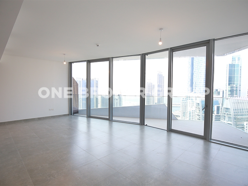 Full Marina View | Spacious Unit | Front Centre | Ready to move-pic_3